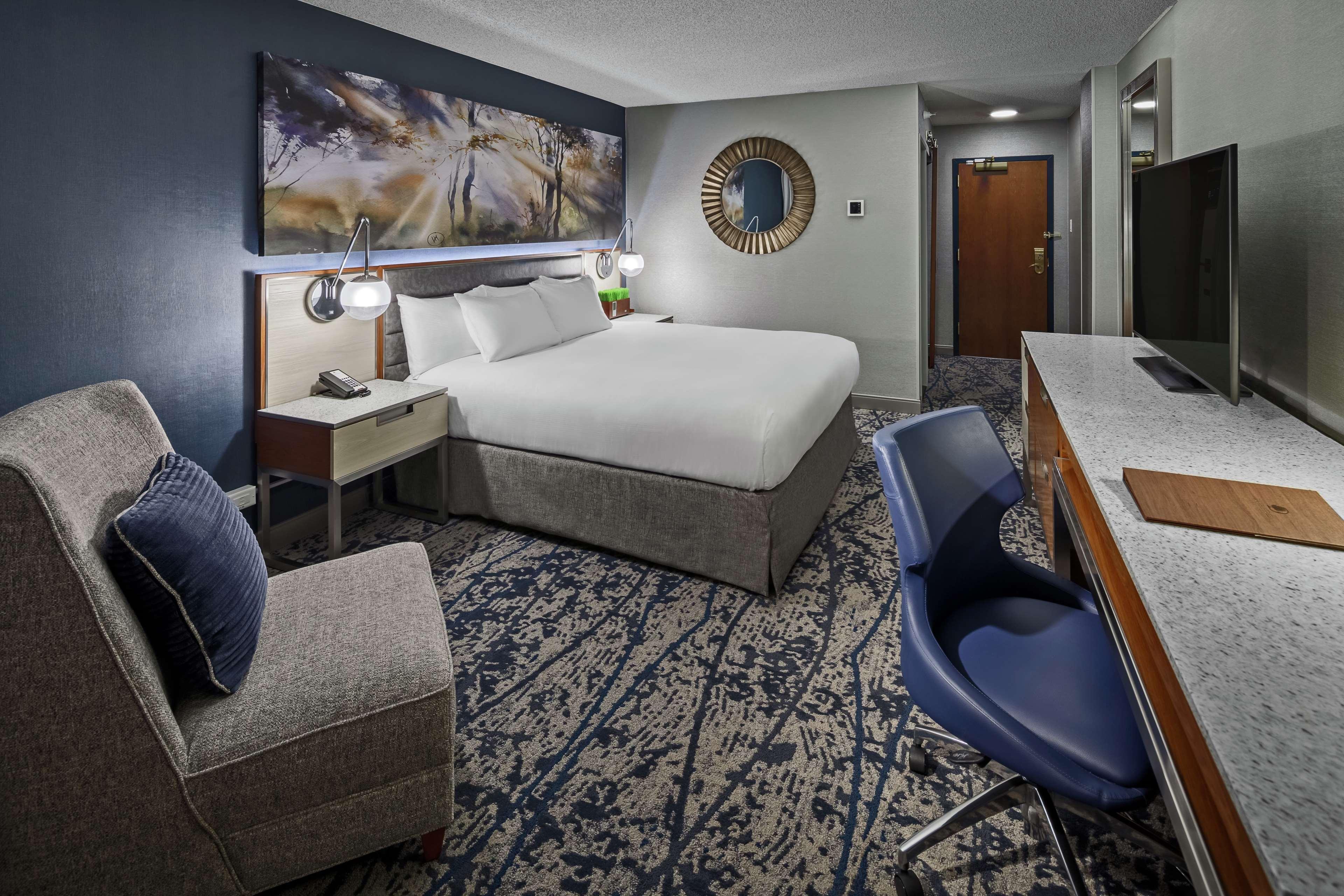 Doubletree By Hilton Hotel Denver Exterior photo
