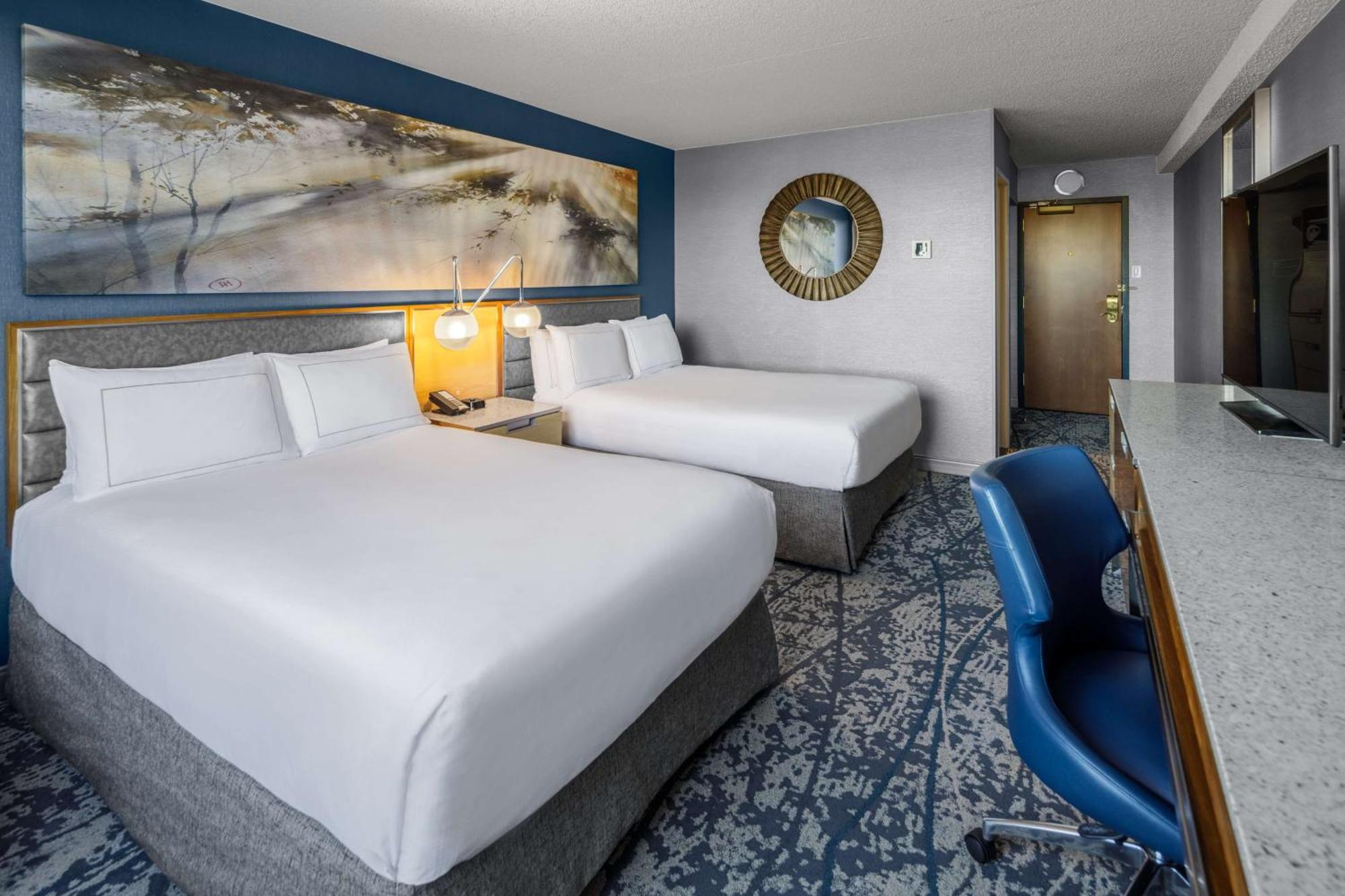 Doubletree By Hilton Hotel Denver Exterior photo
